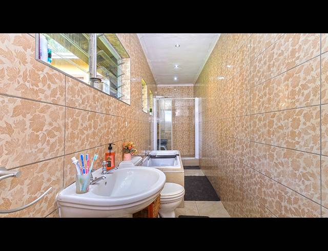 3 BEDROOM HOUSE FOR SALE IN WEST RIDING
